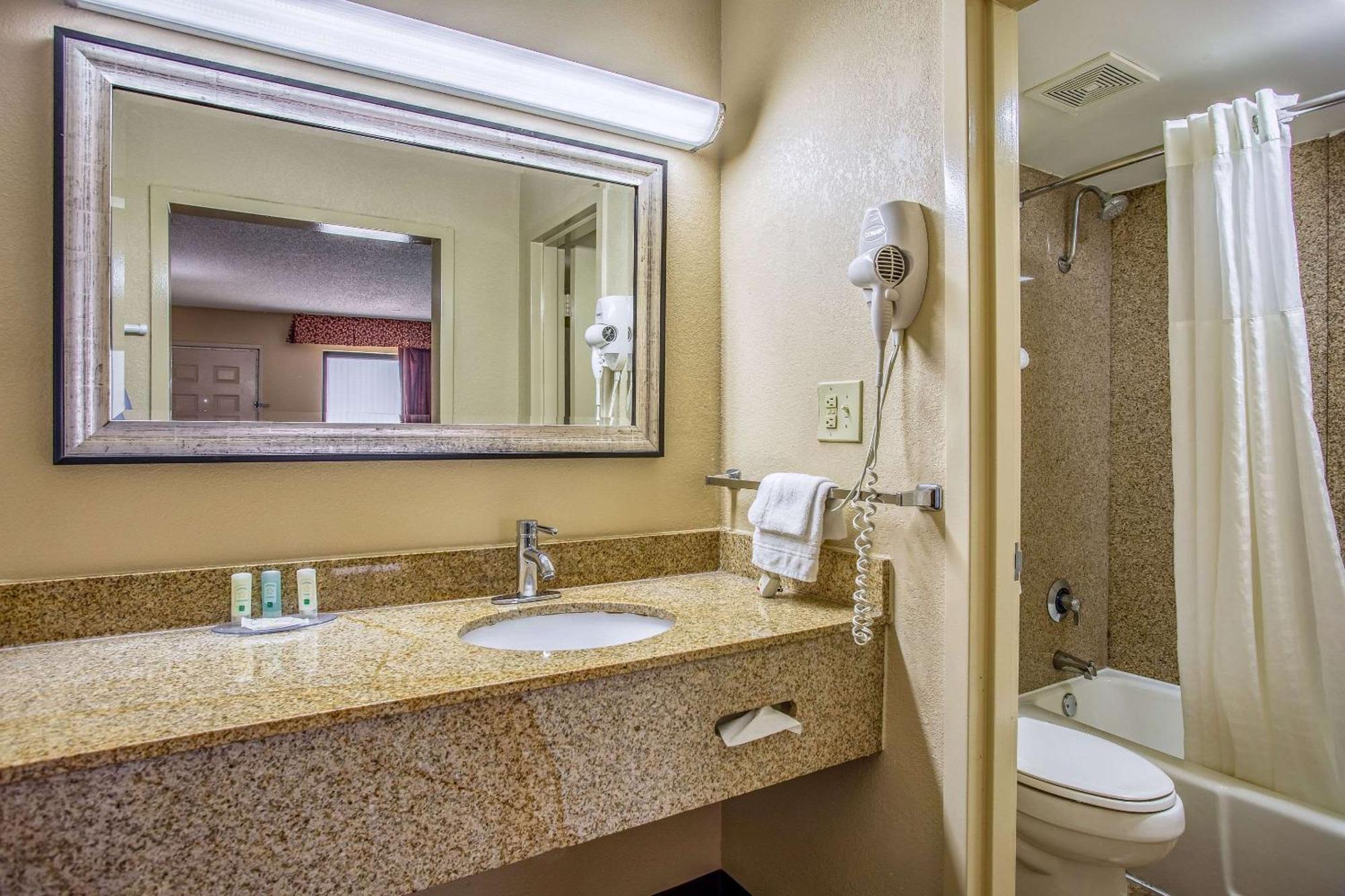 Quality Inn Боулінг-Грін Екстер'єр фото