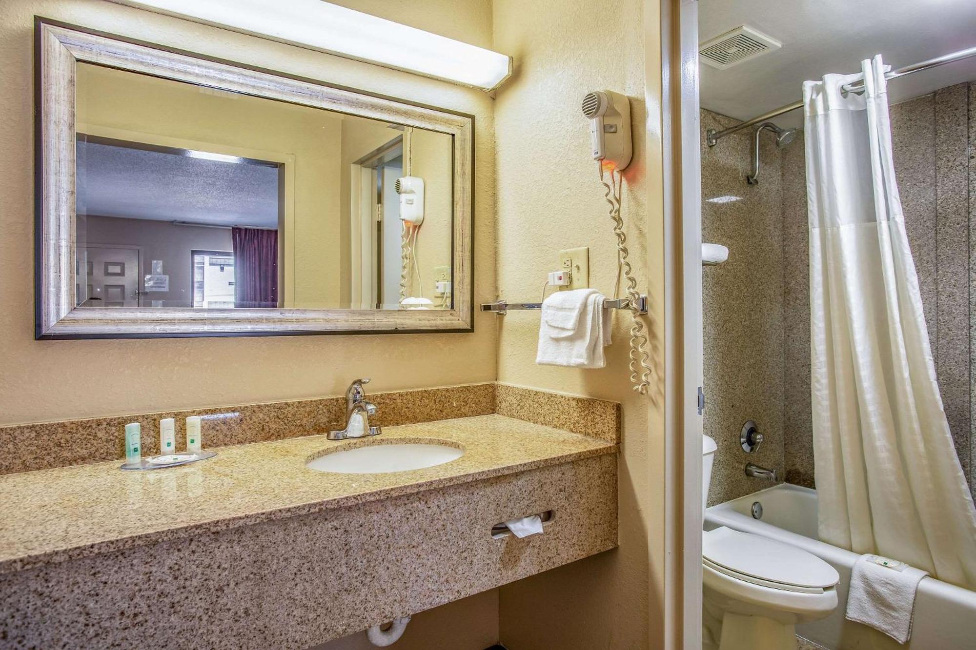 Quality Inn Боулінг-Грін Екстер'єр фото